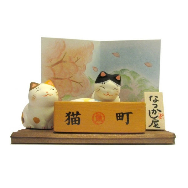Diorama Chat Japonais Maneki-neko à la Poissonnerie – Collection 4,5 cm - Figurine