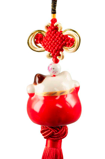 Suspension Maneki Neko Rouge en Céramique – Talisman Décoratif Japonais