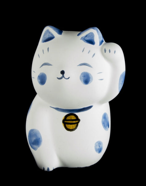 Figurine Chat Japonais Bobtail Maneki-Neko Blanc et Bleu en Polyrésine – Décoration Kawaii 6,5 cm