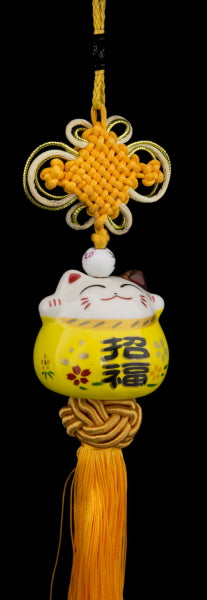 Suspension Maneki Neko Jaune – Talisman de Sérénité en Céramique