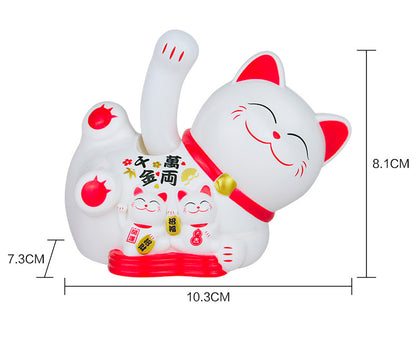 Chat Japonais Maneki Neko Blanc Allongé et ses Chatons – Figurine Solaire Animée