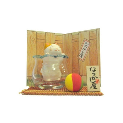 Diorama Chat Japonais Maneki-neko – Jeu de Ballon 4,5 cm - Figurine